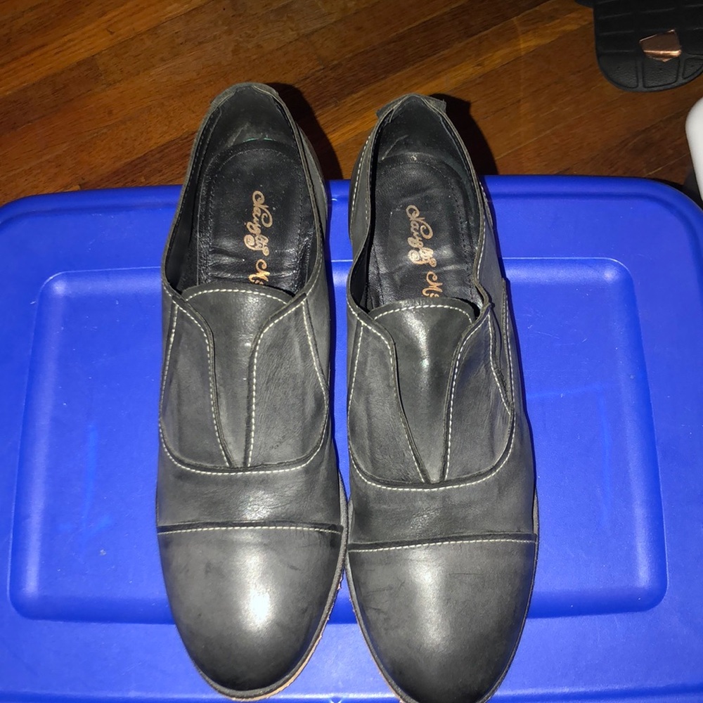 Gently used casual flats